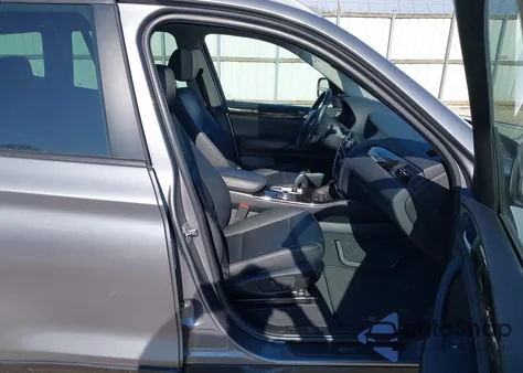 2014 BMW X3 xDrive28I z USA, uszkodzony, nr VIN 5UXWX9C50E0D29422